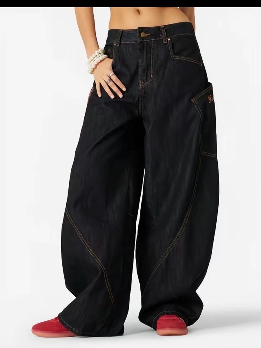 Aelfric Eden Black and Plaid Pocket Loose Barrel Jeans Size 26